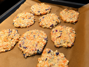 Cottage Cheese- Taler, Karotten, gesund, herzhaft, Rezepte Dr. Marianne Thuy