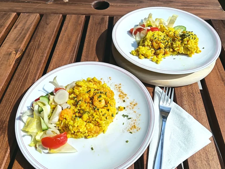 Linsen-Curry-Risotto mit Shrimps