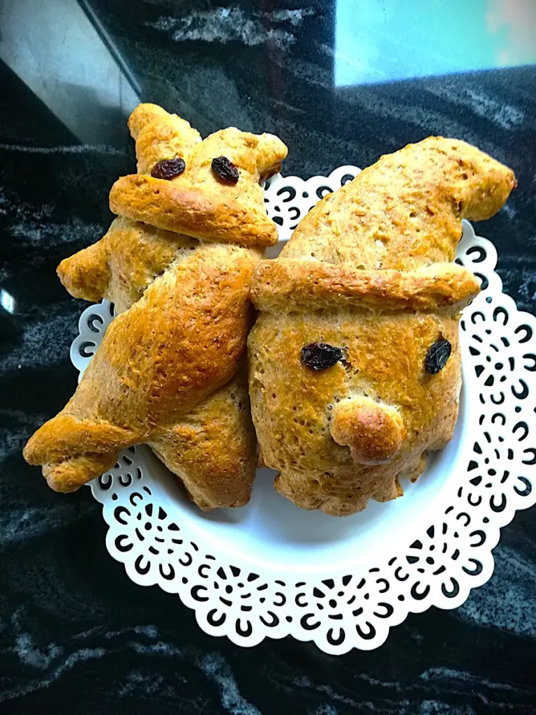 Brioche Nikolo gebacken - Dr. Marianne Thuy