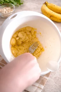 Banatschinke, Banane, Beeren, Eier - Rezept Dr. Marianne Thuy