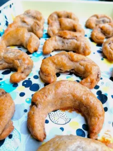 Martikskipferl gebacken - Dr. Marianne Thuy