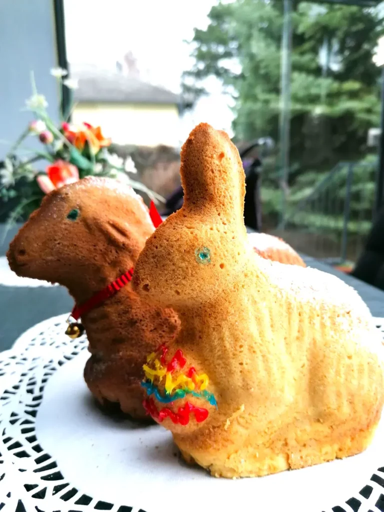 Osterlamm und Hase Kuchen - Dr. Marianne Thuy