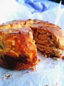 Panettone angeschnitten - Dr. Marianne Thuy